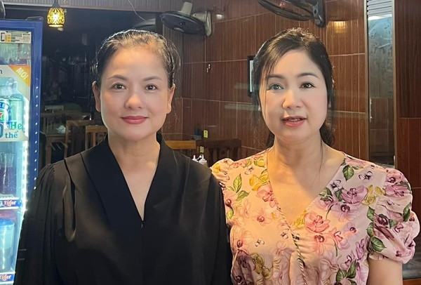 Cuoc hoi ngo giua NSND Thu Ha va vo chong NSND Thu Que-Hinh-2