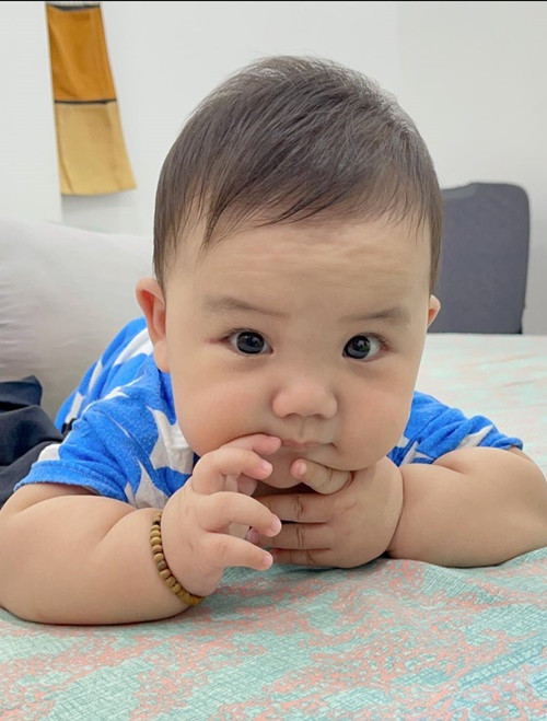 Con gái thứ hai của Tiến Đạt và Thụy Vy chào đời vào tháng 8/2023.