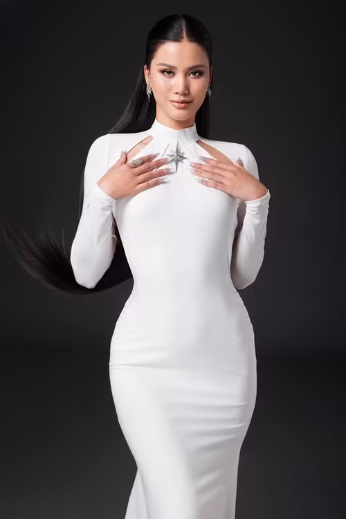 Hương Ly từng cho biết, vì lao động từ nhỏ nên hình thể của cô khá săn chắc.