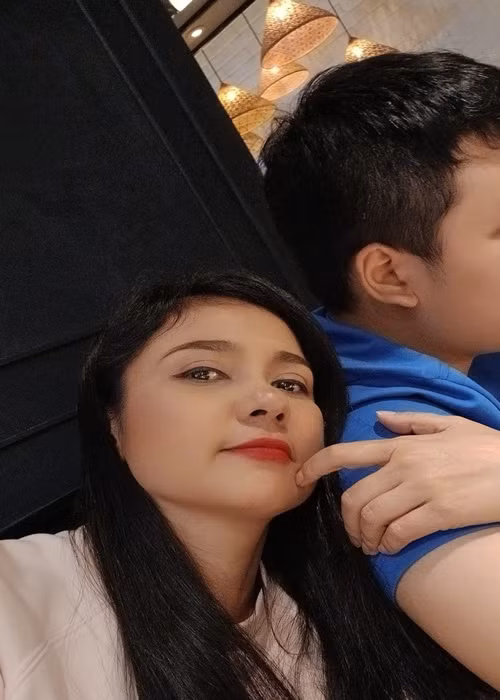 Việt Trinh dự định chia sẻ kết quả này trong một clip nhưng chưa kịp đăng clip thì rộ tin đồn về sức khỏe của con trai cô khiến bạn bè của Việt Trinh hoang mang, lo lắng.