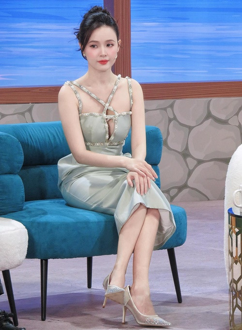 Sắc vóc của Midu nhận được lời khen ngợi của nhiều khán giả trong những năm qua.