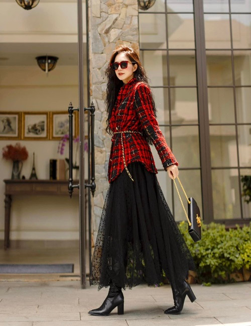 Minh Hà sành điệu khi xuống phố.