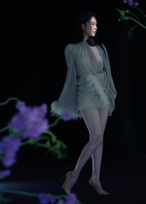 Những vết sẹo của Ngọc Trinh ngày càng mờ dần.