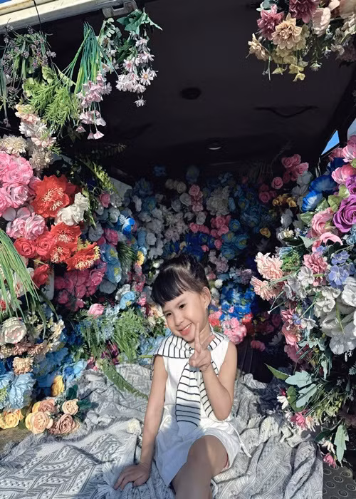 Con gái Jack có nhiều biểu cảm vô cùng đáng yêu.