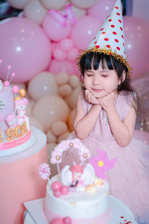 Tháng 4/2024, Thiên An tổ chức tiệc sinh nhật hoành tráng cho ái nữ.