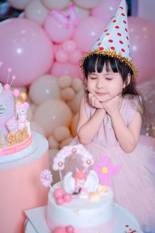 Tháng 4/2024, Thiên An tổ chức tiệc sinh nhật hoành tráng cho ái nữ.