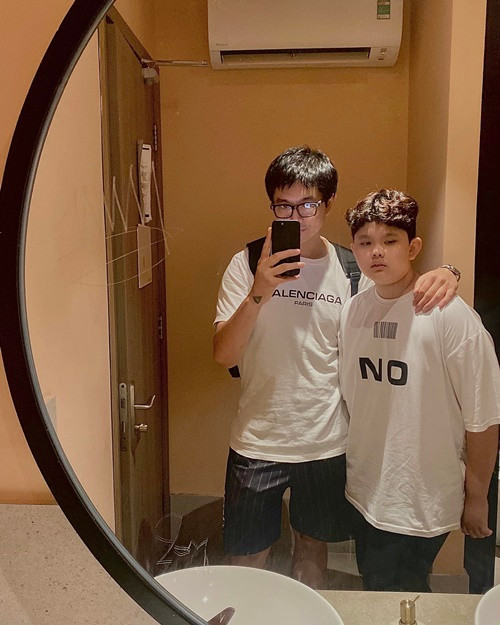 Nam ca sĩ cho biết, con trai là người anh thương yêu nhất.