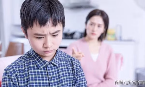 6 dac diem cua nguoi me anh huong xau toi con