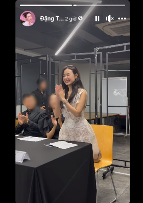 Midu rang ro di cham thi sau dam cuoi rieng tu o Da Lat