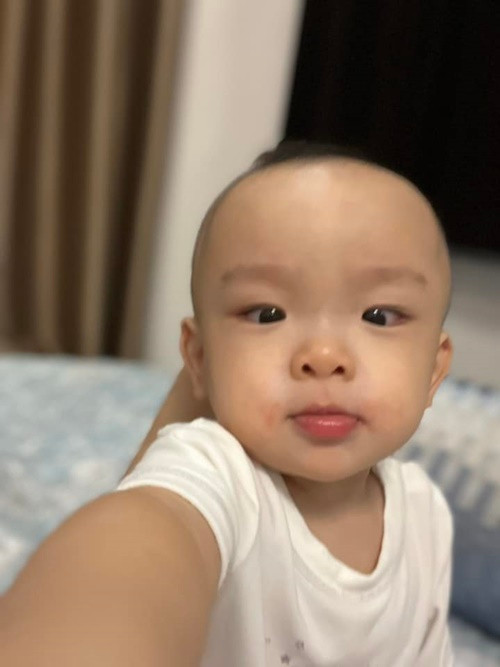 Con trai của Tân Nhàn và người chồng thứ hai rất kháu khỉnh. Ảnh: FBNV.