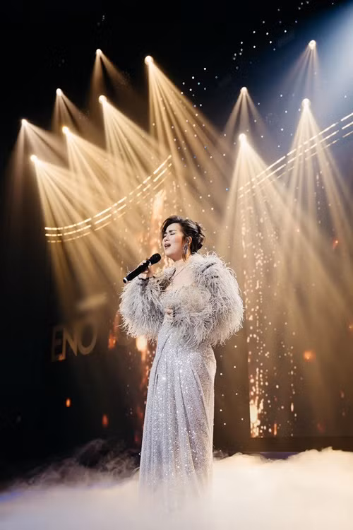 Bí quyết của Võ Hạ Trâm là chăm sóc sức khỏe ngay từ khi còn trẻ.