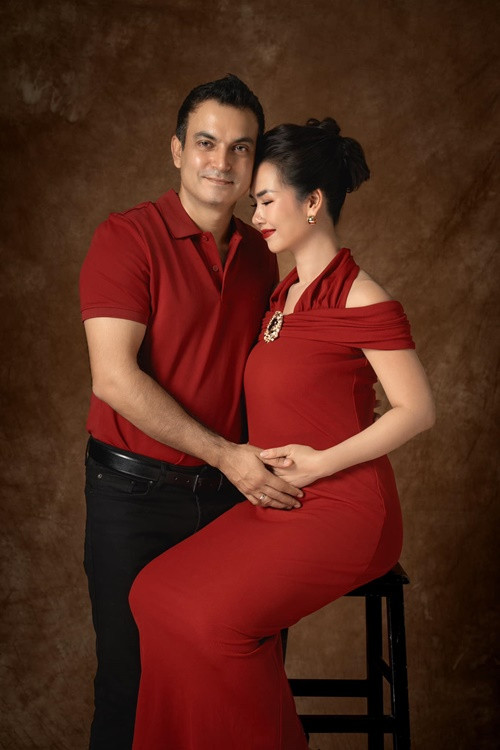 Chồng Võ Hạ Trâm là người Ấn Độ, sống tại Việt Nam và kinh doanh lĩnh vực đá hoa cương.