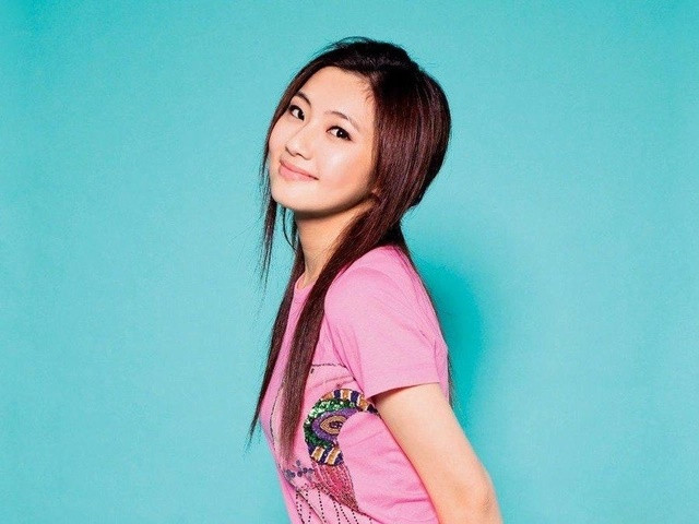 Một trong những vụ tai nạn trường quay kinh hoàng khiến diễn viên bị hủy hoại khuôn mặt, ảnh hưởng nghiêm trọng cuộc sống của mình phải kể đến tai nạn của Selina của nhóm nhạc S.H.E. Cô và bạn diễn Du Hạo Minh gặp tai nạn cháy nổ trên trường quay "Tôi có hẹn với mùa xuân".