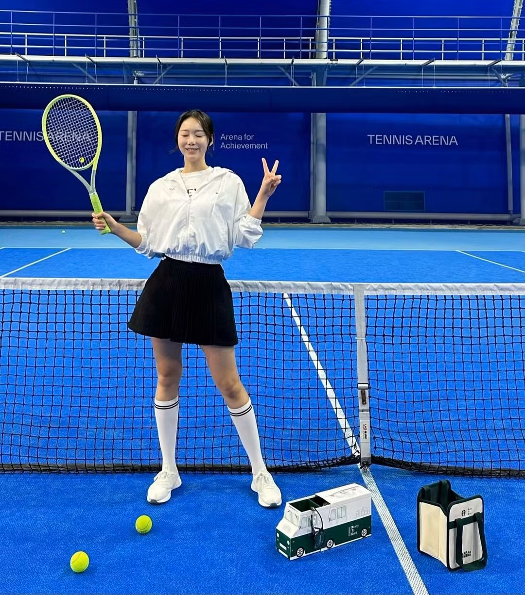 Trên trang cá nhân của mình, Lee Sohee thường xuyên đăng tải những bức hình trên sân tennis.