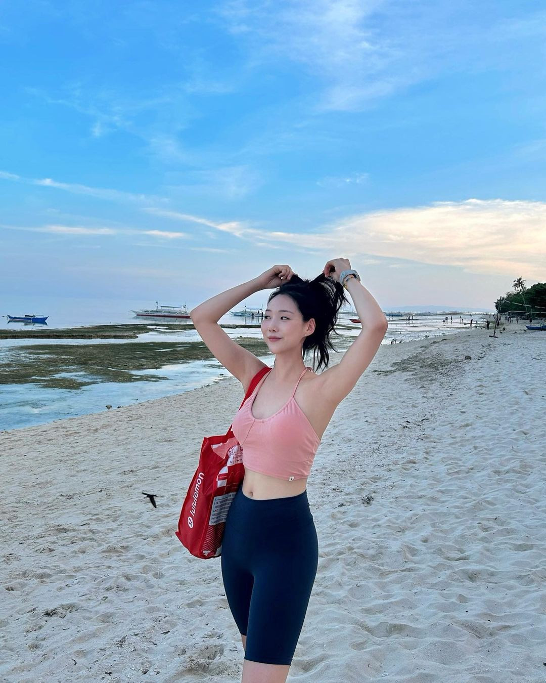 Lee Sohee từng giành chiến thắng trong một cuộc thi thể hình vào năm 2012 và được nhiều người hâm mộ.