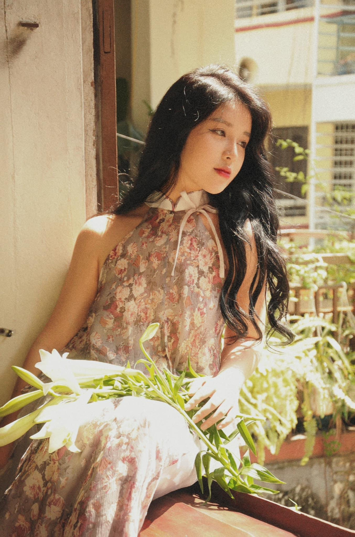 Trên trang cá nhân, Thanh Nga thỉnh thoảng livestream dạy Vật lý và vẫn nhận được 1.000-2.000 lượt xem xem cô nàng dạy học dù nhiều khi Nga dạy buổi sáng.