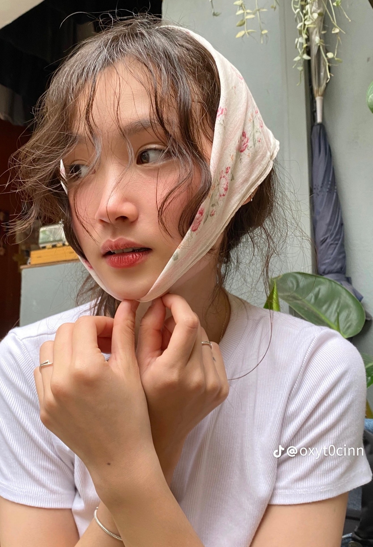 Hồng Nhung sở hữu 131k lượt theo dõi trên TikTok và 35,4k followers trên Instagram.