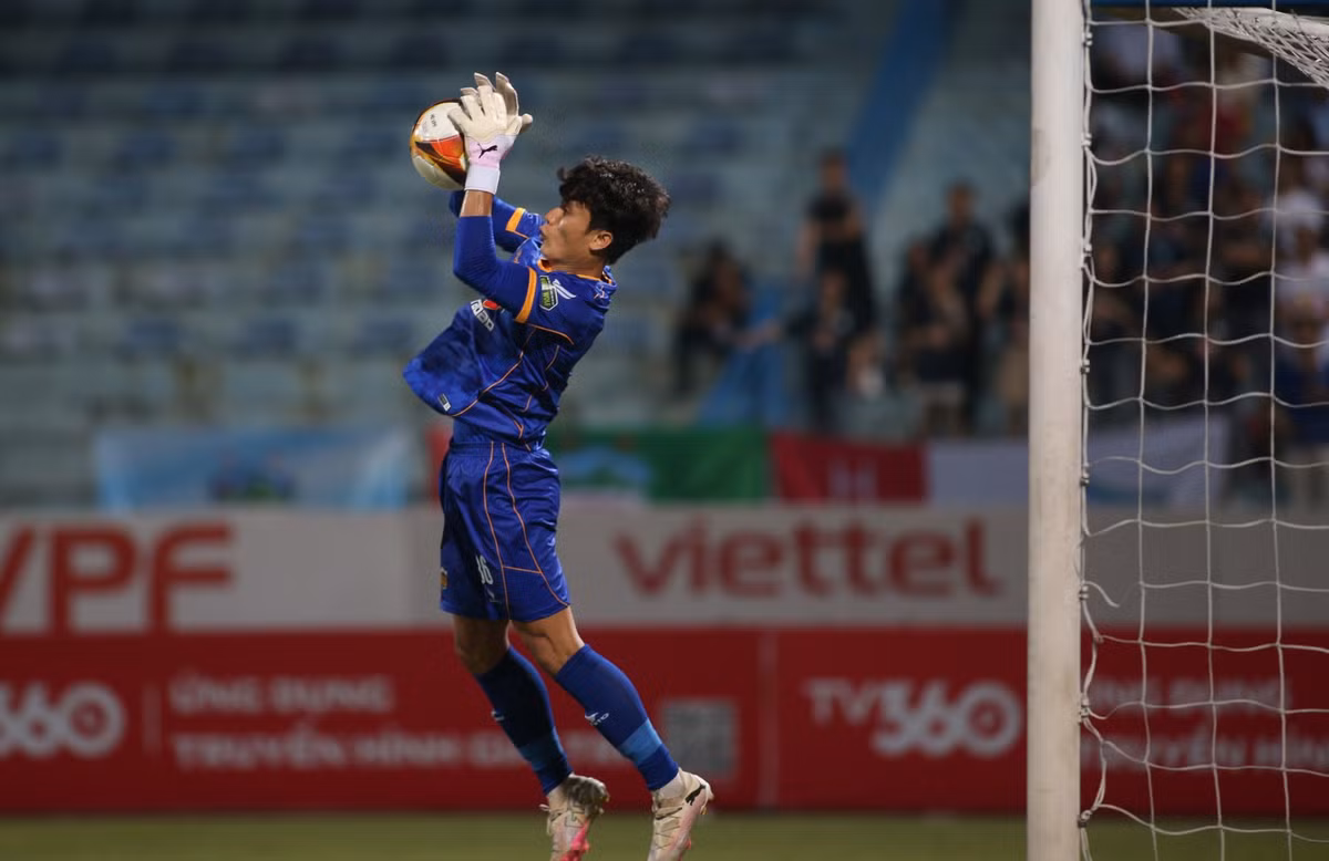 Bùi Tiến Dũng từng có 3 năm không thực sự thành công tại CLB TP.HCM.