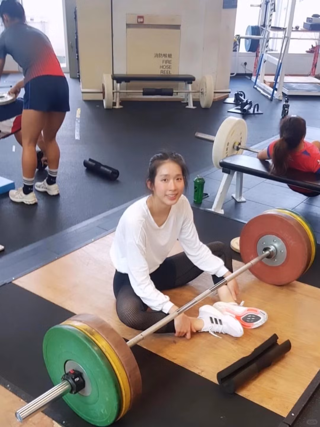 Ngoài đời, Vivian rất chăm chỉ luyện tập để có vóc dáng săn chắc, khỏe mạnh.