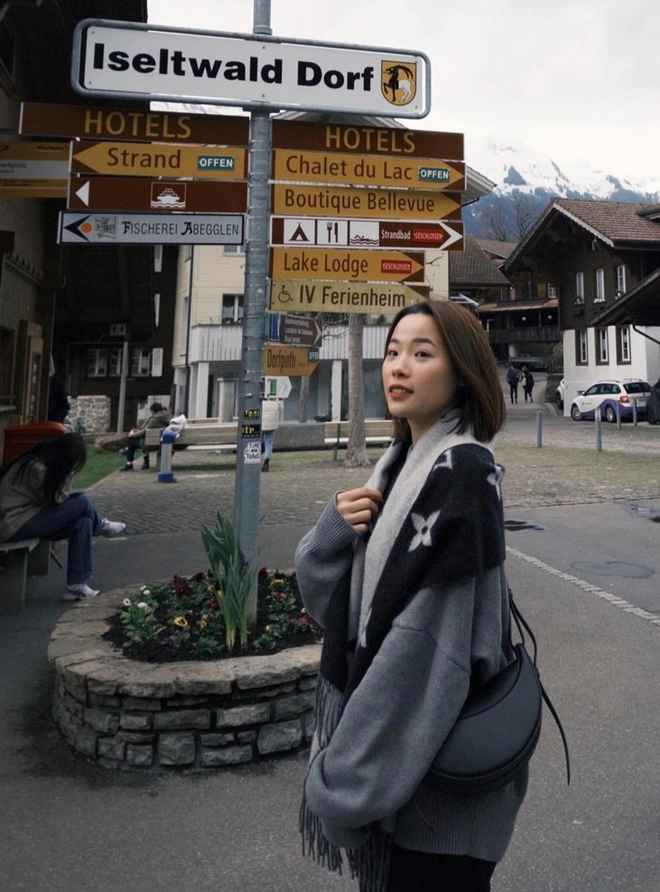 Vì việc tự túc trong những lần đi du đấu, Thùy Linh nhận thêm biệt danh "ngôi sao cô đơn" của làng thể thao Việt. Tuy nhiên cô nàng cũng không quá buồn trước việc phải lủi thủi một mình như thế.