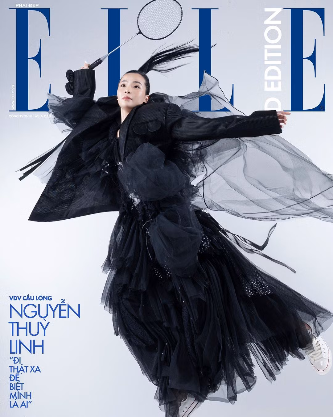 Thùy Linh thời gian gần đây cũng gây ấn tượng trong các chương trình tham dự bởi gu thời trang vô cùng cá tính và đẹp.