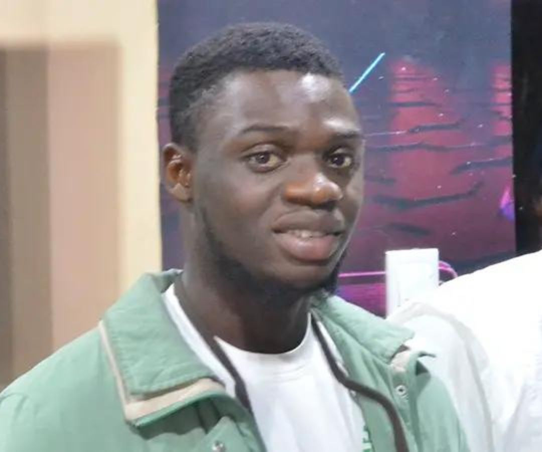 Game thủ này đã vượt qua kỷ lục trước đó là 50 giờ liên tục do game thủ người Anh - David Whitefoot thiết lập vào năm 2022 với cách biệt lên đến 25 giờ.