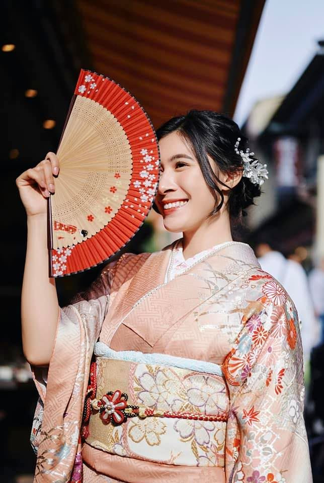 Ngọc Mỹ là người sáng lập CTCP Tư vấn Thiết kế Salvador Perez Arroyo và cộng sự (S Design) và từng là Giám đốc điều hành CTCP Địa ốc Alphanam.