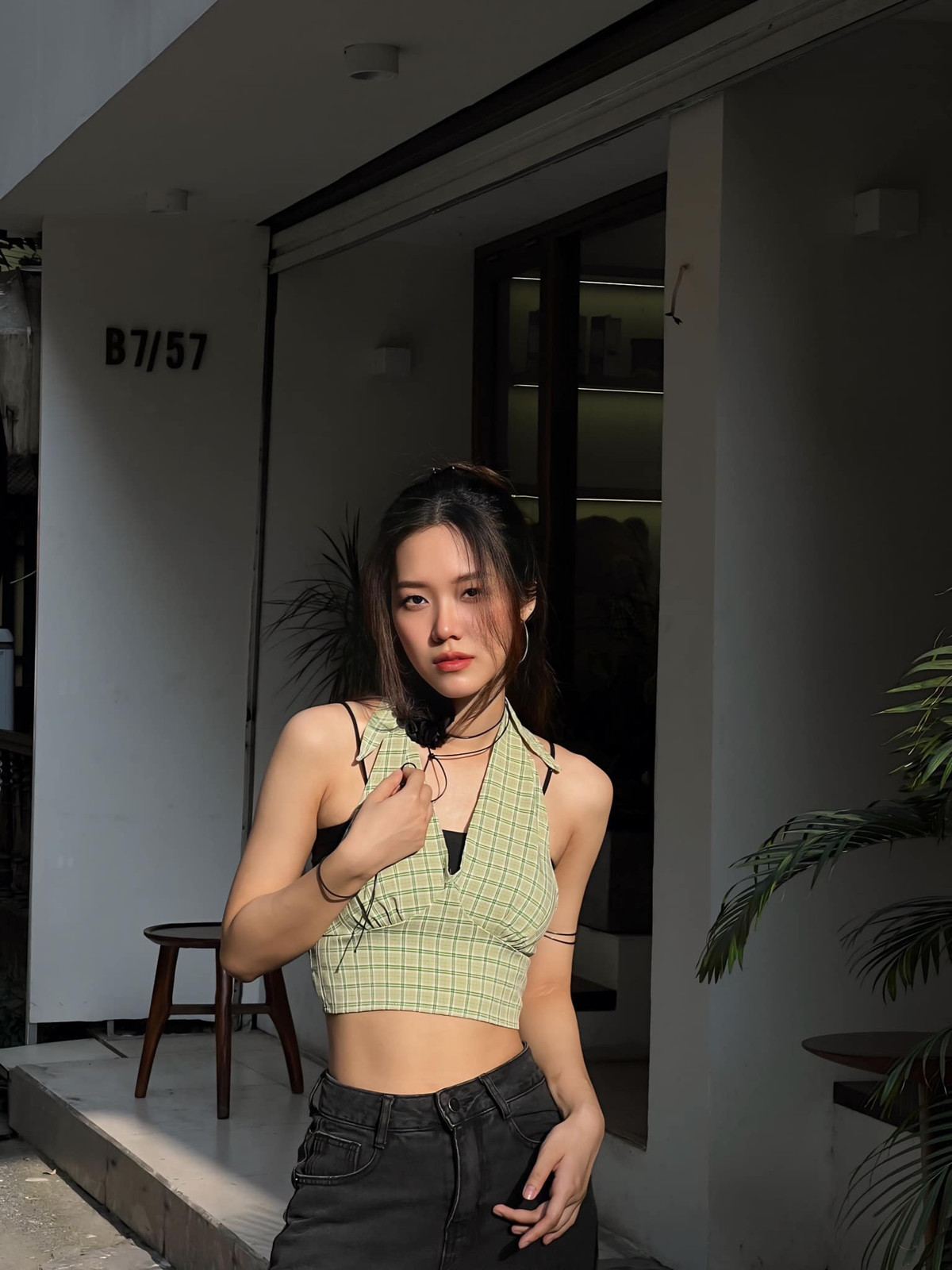 Mai Hương tham gia các câu lạc bộ marketing, báo chí của trường vừa để trau dồi chuyên môn vừa phát triển kỹ năng và các mối quan hệ. Bên cạnh đó, cô làm những công việc part-time liên quan đến ngành học từ năm nhất đại học.