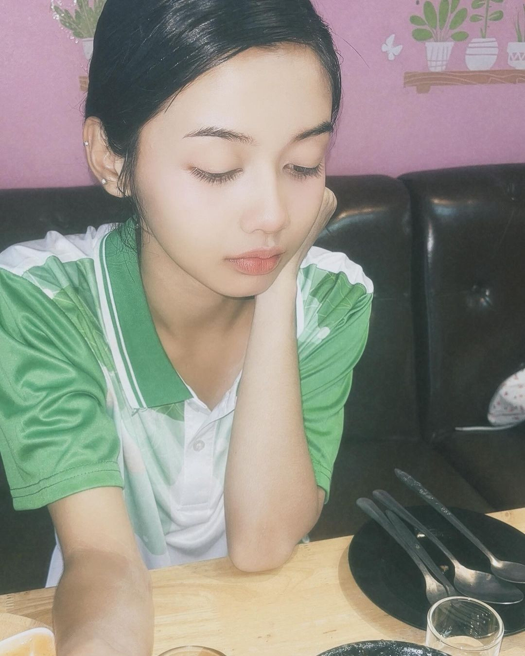 Trong những bức ảnh đời thường, Kuilthida được nhiều người nhận xét là "bản sao của Lisa".