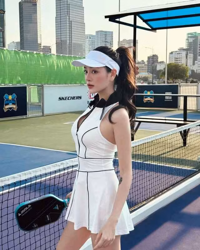 Giang Phạm - người mẫu tự do sở hữu 63.000 lượt theo dõi trên Instagram nhận được nhiều câu hỏi từ người hâm mộ khi đăng tải loạt hình chơi Pickleball. Ảnh sử dụng trong bài: FBNV 