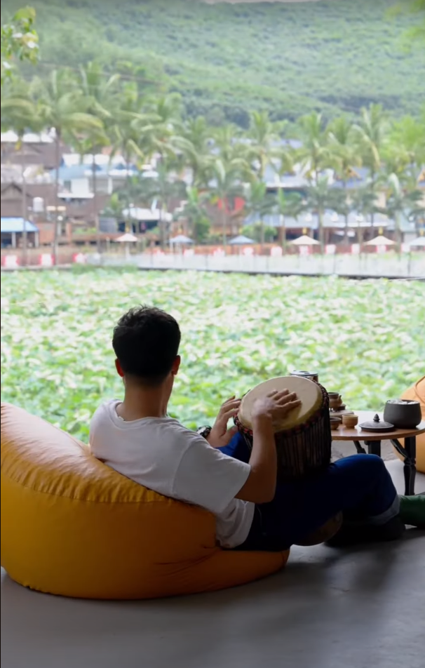 Đối với một số người, khái niệm "nghỉ hưu" chỉ như một sự rút lui tạm thời khỏi áp lực cuộc sống và công việc.