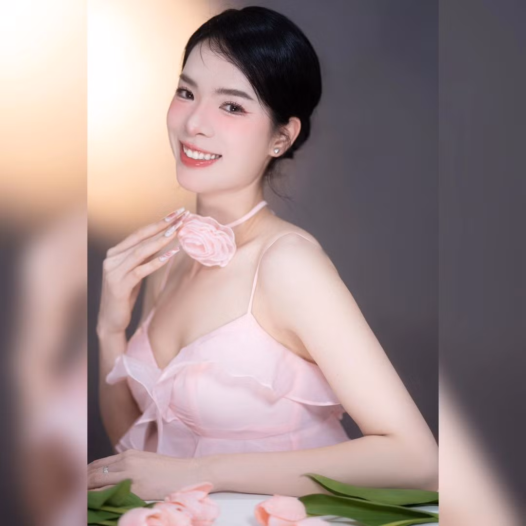 Nữ VĐV từng đoạt cú đúp danh hiệu "Miss Volleyball VTV Cup Bình Điền 2014" và "Miss Volleyball VTV Cup 2014". Ảnh: FBNV