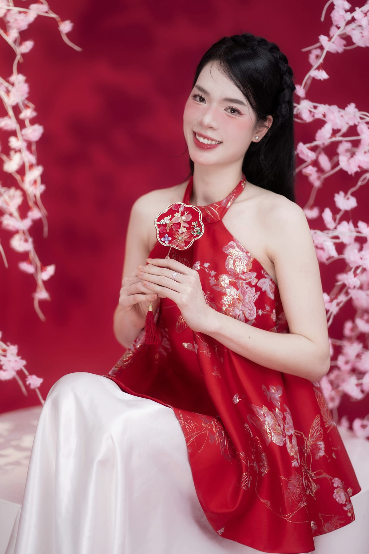 Khác với hình ảnh mộc mạc trên sân thi đấu, Thanh Thúy đời thường luôn xuất hiện với hình ảnh chỉn chu.