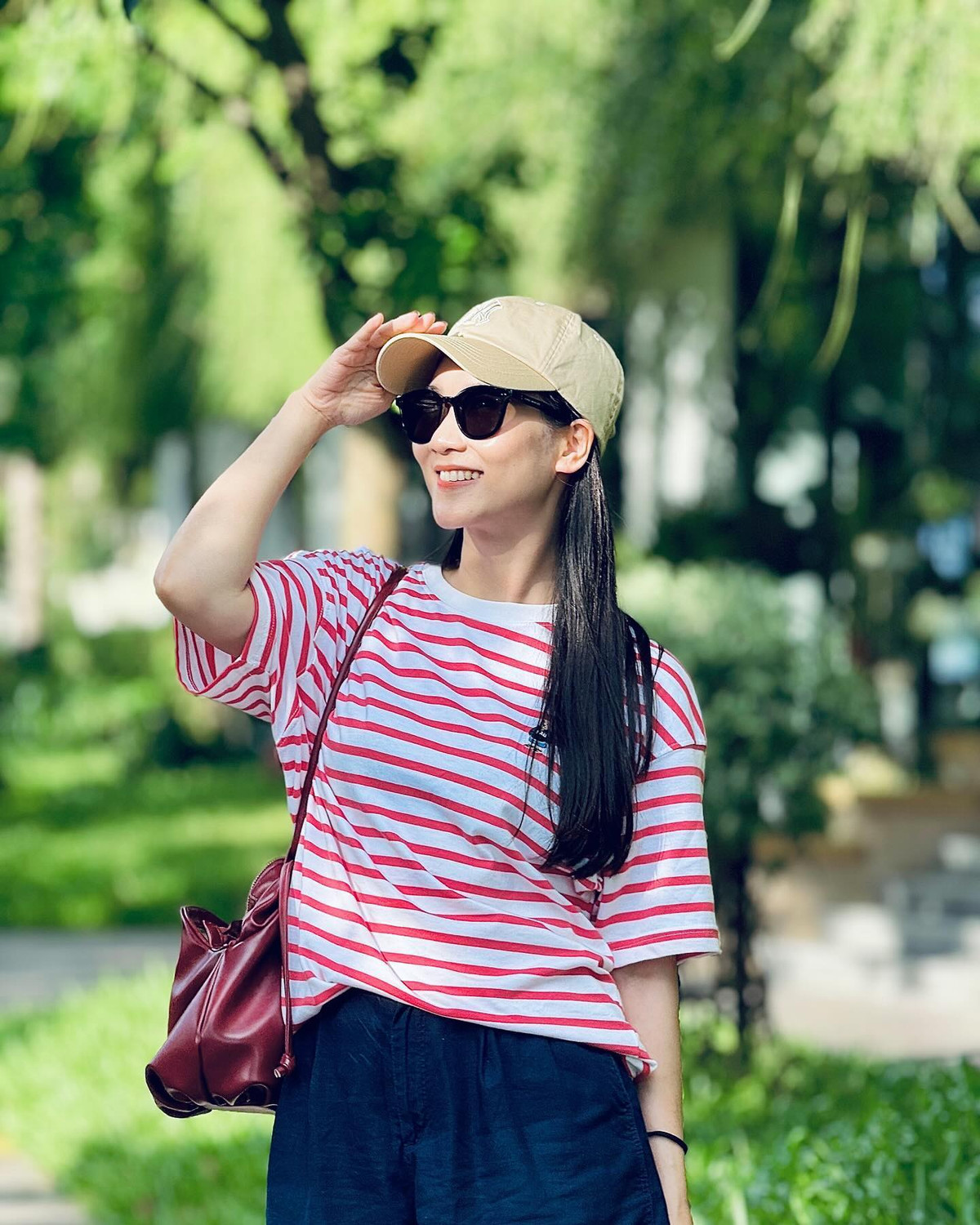 Ngoài việc trực tiếp tổ chức sản xuất, BTV Khánh Trang từng làm MC cho chương trình Lắng nghe cơ thể bạn và dẫn chuyện cho chương trình truyền hình thực tế "Giấc mơ có thật – Người Tràng An – Người Hà Nội".