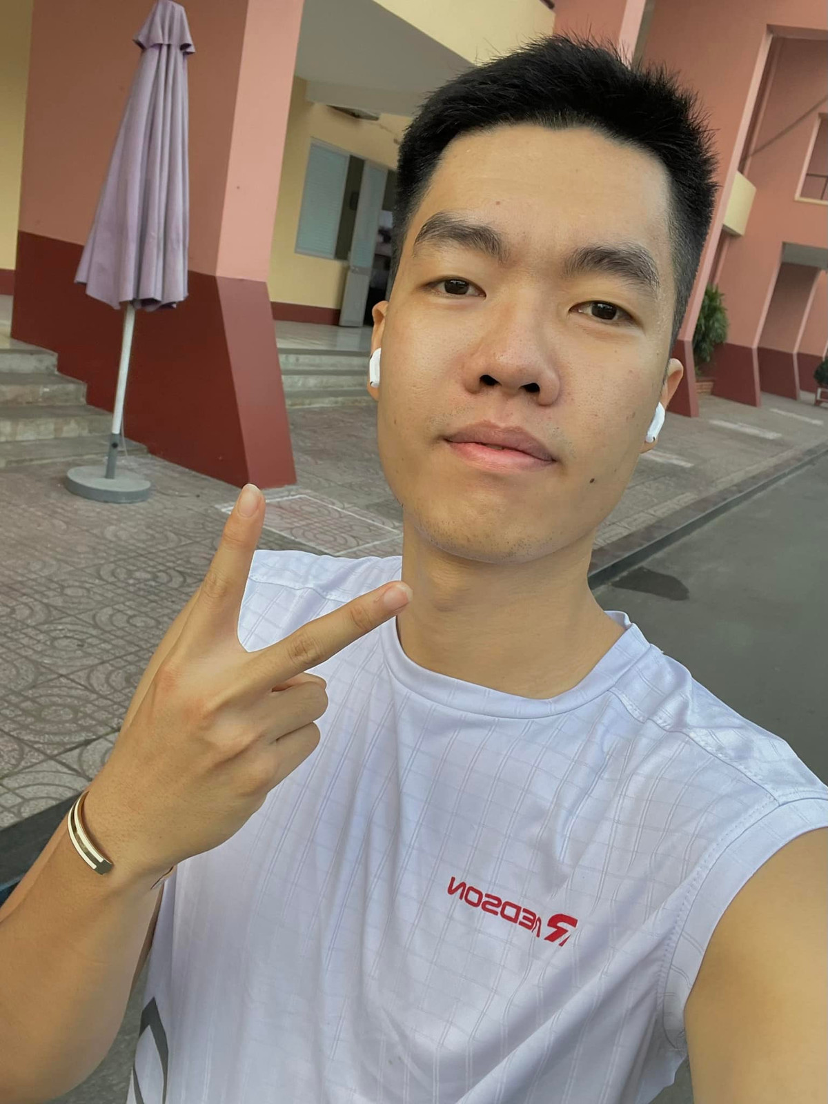 Đức Phát sở hữu ngoại hình sáng, khôi ngô cùng thân hình săn chắc.