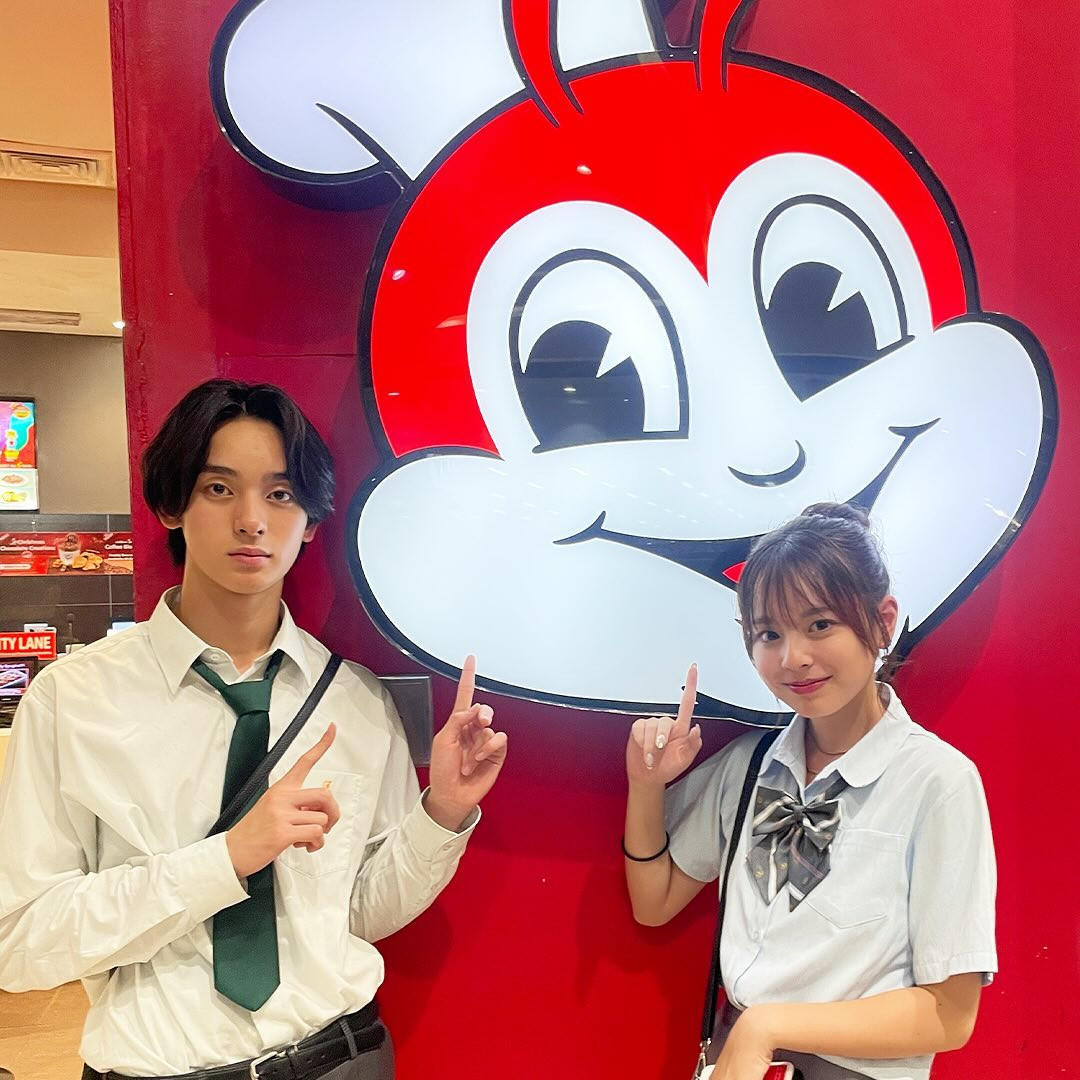 Trả lời phỏng vấn của chương trình "Kyou, Suki ni Narimashita", Bảo cho biết mình là người rất nhút nhát, chưa từng yêu đương bao giờ và thừa nhận rằng đôi khi cảm thấy ghen tị khi thấy bạn bè yêu nhau.