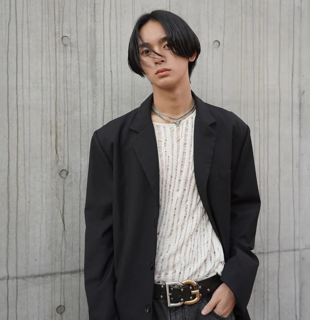 Sinh sống và học tập ở Nhật từ nhỏ nên vibe của Gia Bảo cực kỳ giống các nam thần nổi tiếng "đất nước mặt trời mọc"