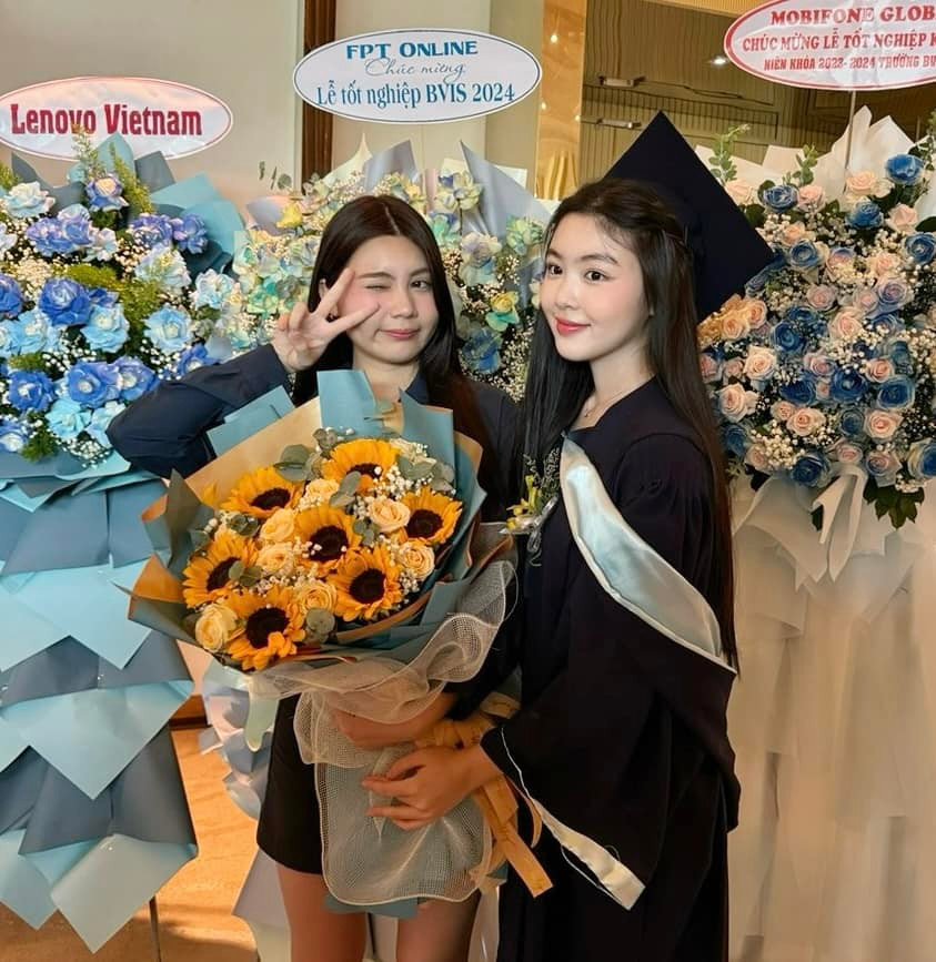 Lọ Lem và Hạt Dẻ sở hữu lượng lớn người theo dõi trên trang cá nhân. (Ảnh: FB MC Quyền Linh)