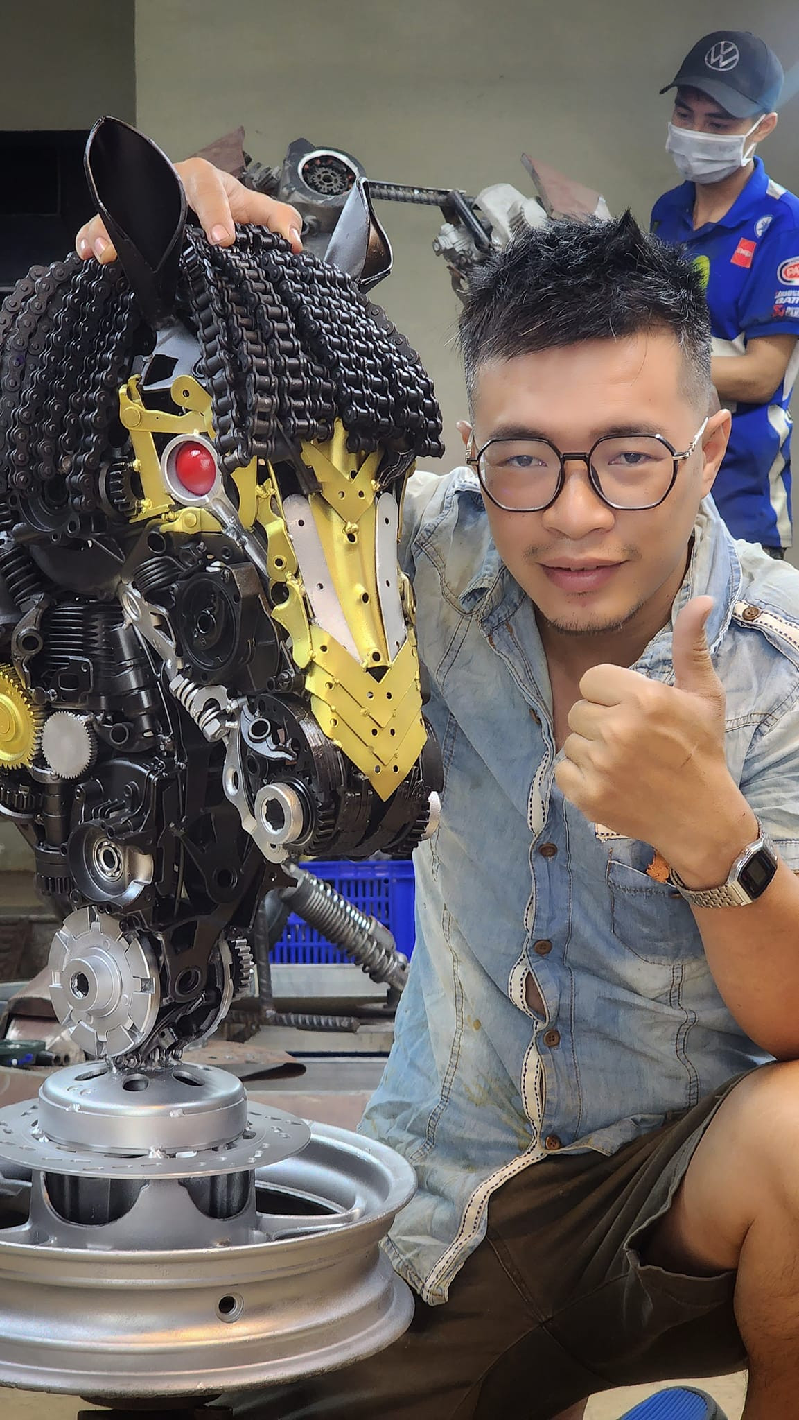 Ngoài phục vụ nhu cầu trong nước, các mặt hàng của anh còn xuất đi nước ngoài. (Ảnh: FBNV)