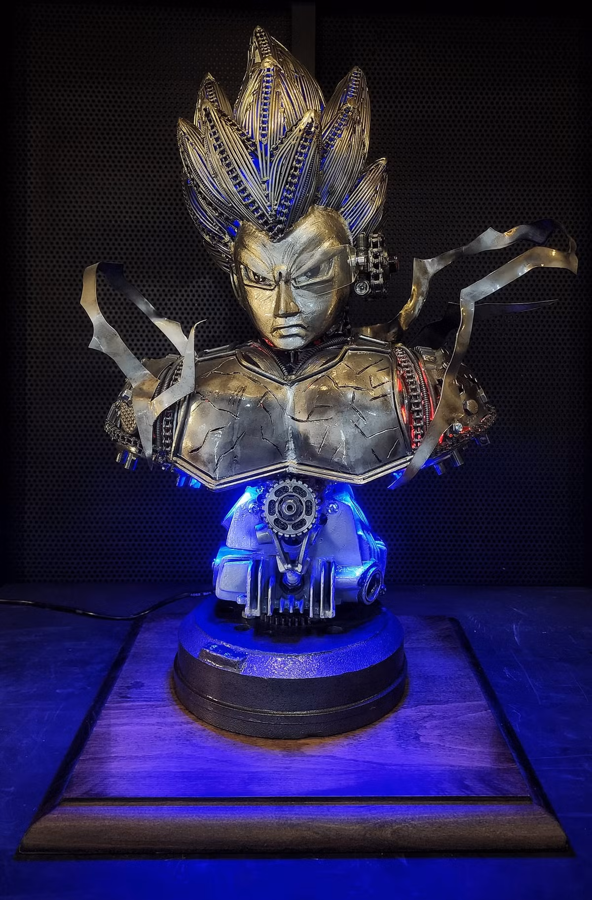 Nói về độ khó của nghề này, Tuấn Anh cho biết khó nhất là nằm ở khâu sáng tạo.