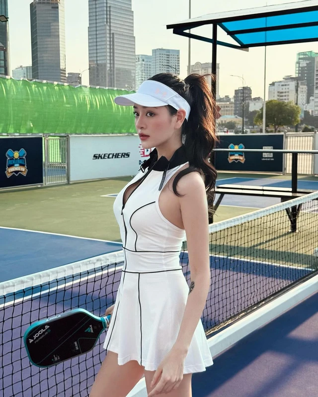 Bộ môn này hiện thu hút rất nhiều mỹ nhân, cô nàng Giang Phạm đã bỏ rất nhiều thời gian để luyện tập.