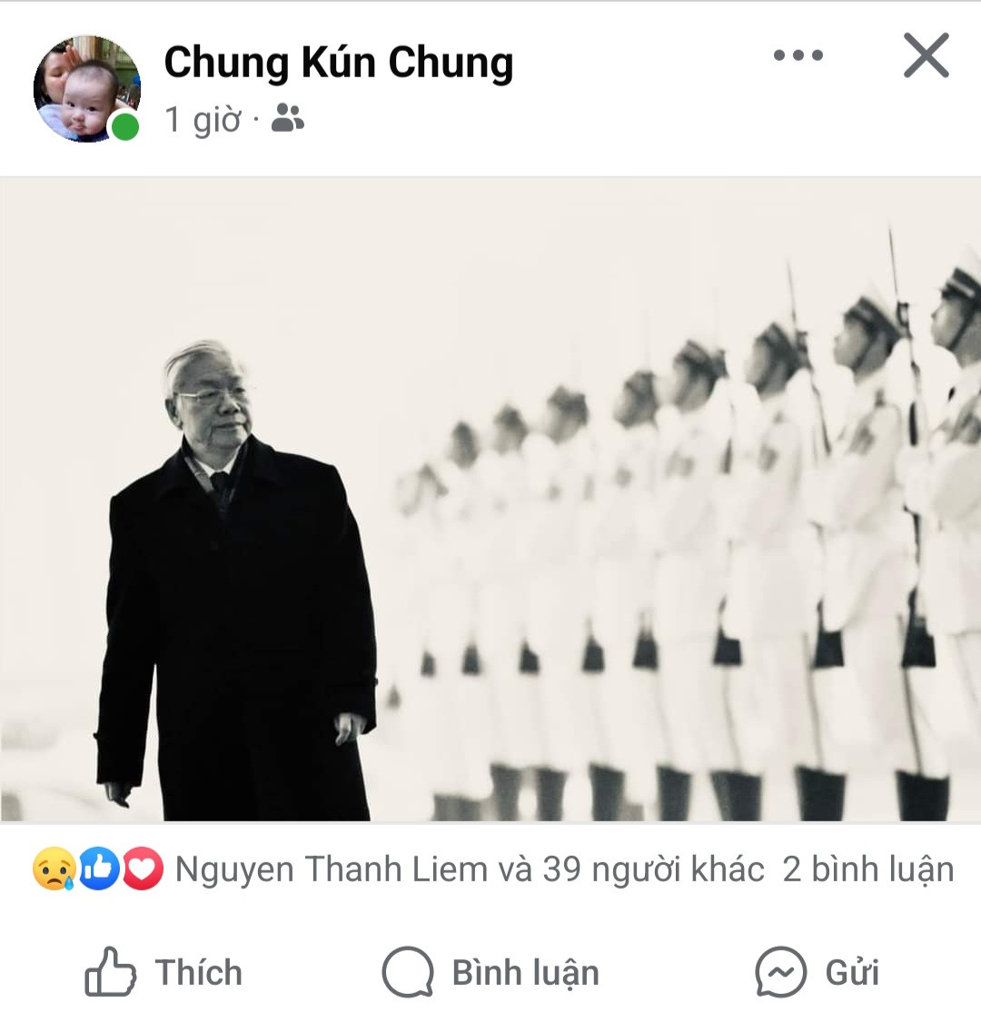 Hình ảnh Tổng Bí thư Nguyễn Phú Trọng duyệt đội danh dự.