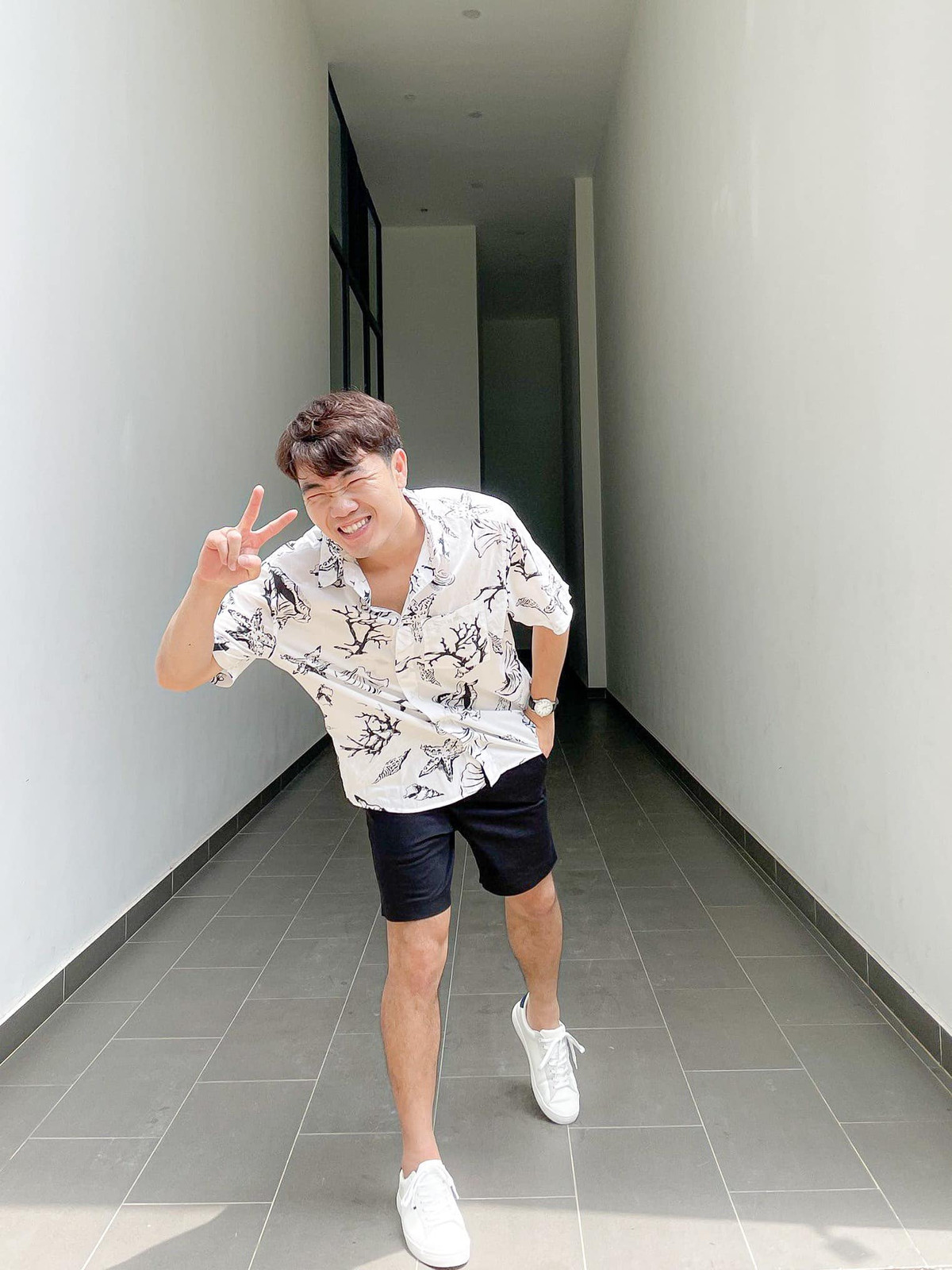 Bên dưới bài đăng, nhiều người cũng bày tỏ sự mong chờ với những khoảnh khắc vui vẻ và đáng yêu sắp tới đây của gia đình cầu thủ Lương Xuân Trường.