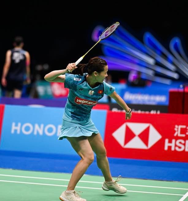 Cô nàng dần khẳng định tên tuổi với loạt thành tích đáng nể. Năm 2023, nữ vận động viên lần đầu tiên lọt vào top 20 bảng xếp hạng BWF của Liên đoàn cầu lông thế giới. Đáng chú ý, Thùy Linh đã có cơ hội đối đầu với tất cả những đối thủ nằm trong top 10 BXH BWF.