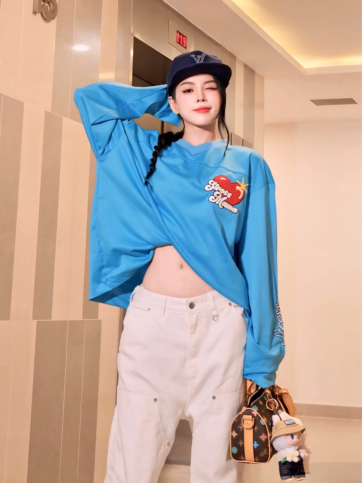 Sau chia tay bạn trai là diễn viên nổi tiếng, DJ Mie chăm chỉ đăng tải hình ảnh xinh đẹp lúc đi diễn hay đời thường lên MXH. Ảnh: FBNV