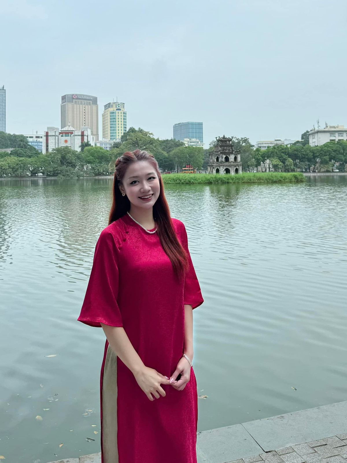 Phương Anh từng có khoảng thời gian làm tiếp viên hàng không.