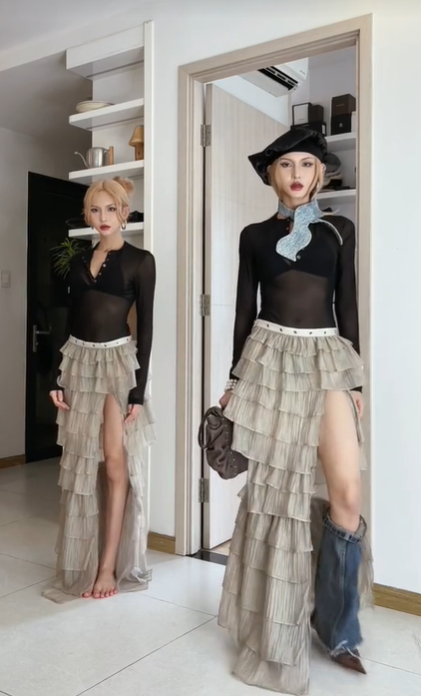 Tuy nhiên, thời gian gần đây, cộng đồng mạng thấy Lâm Minh thường xuất hiện với body thanh mảnh, chiếc bụng phẳng lì, không có dấu hiệu như đang mang thai khiến không ít người thắc mắc.