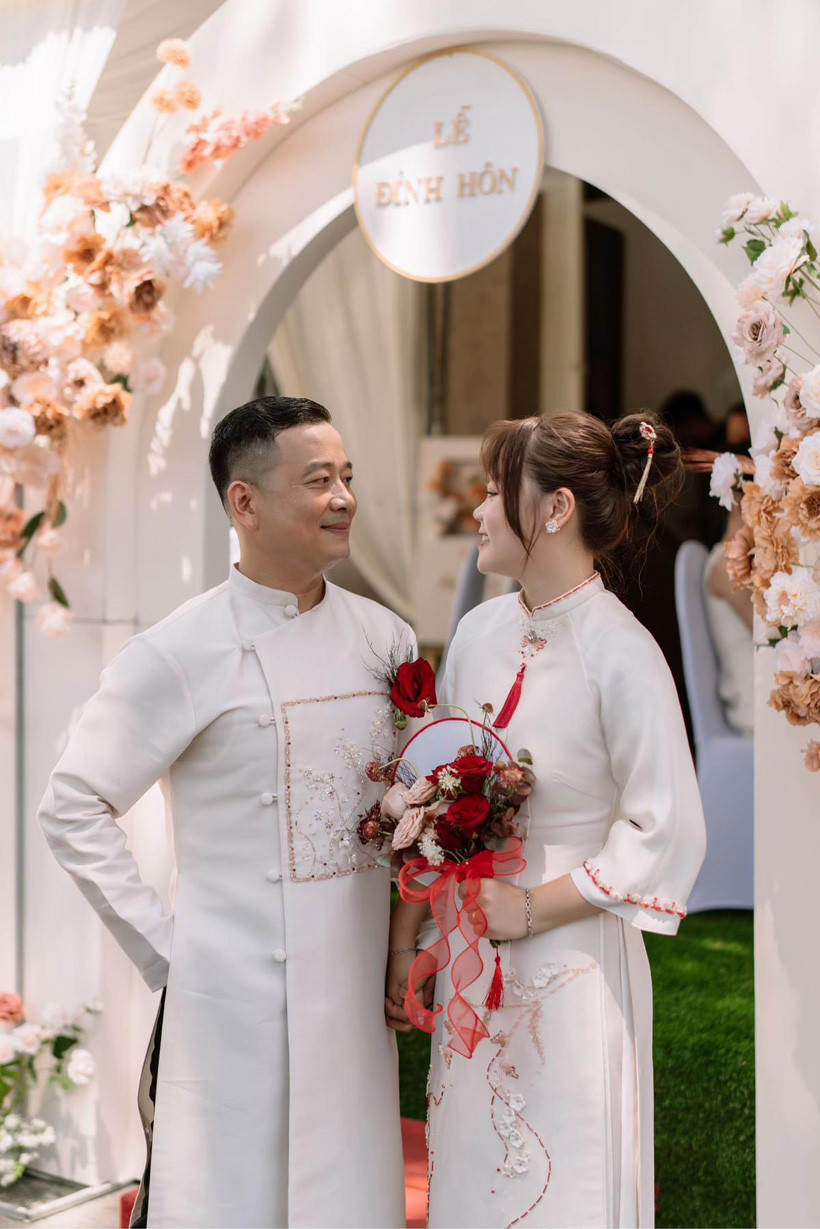 Tuy nhiên họ lại vấp phải sự gièm pha của netizen, khi câu chuyện được chia sẻ rộng rãi trên MXH.