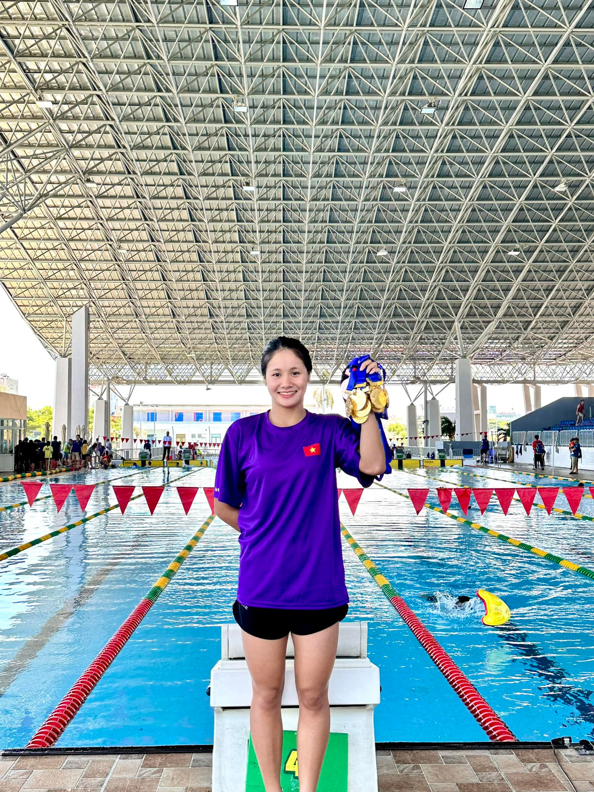 Mỹ Tiên sinh ra trong1 gia đình không có ai theo nghiệp thể thao, nhưng năm 10 tuổi, cô nàng được các huấn luyện viên trường Năng khiếu Thể dục thể thao tỉnh biết đến trong một lần tuyển chọn các vận động viên trẻ.