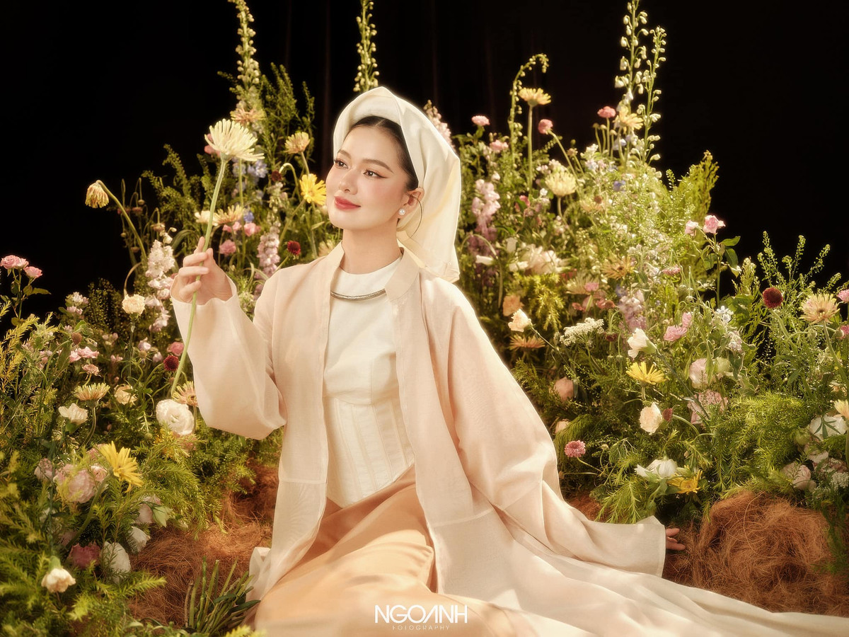 Bên cạnh công việc người mẫu ảnh và vũ công, Yên Đan được biết đến là nhà sáng tạo nội dung về thời trang, làm đẹp.